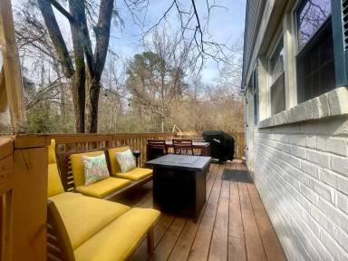 Main picture of 285 Whitaker Cir NW