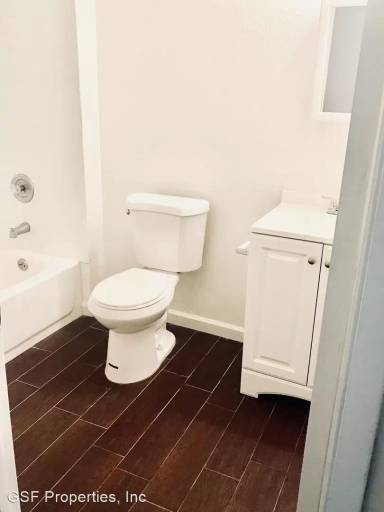 Main picture of Pacific Pines Apartments