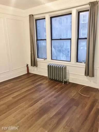 Main picture of 5853 44th Ave