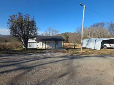 Main picture of 385 Kinnard Rd