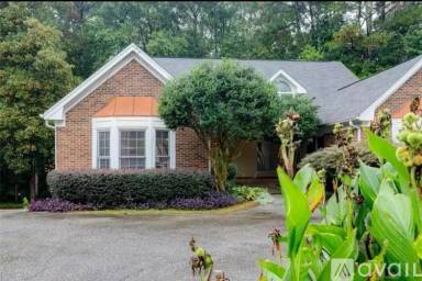 Main picture of 2639 Leeshire Ct