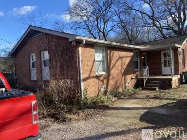 Main picture of 6327 Thunderbird Dr