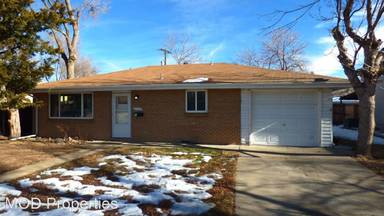 Main picture of 4636 Estes St