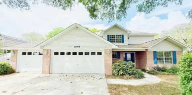 Main picture of 3548 Stratford Ln