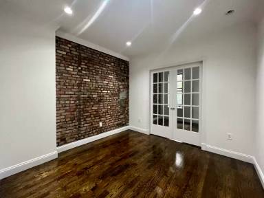Main picture of 307 Mott St