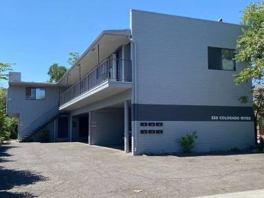 Main picture of 530 Colorado River Blvd