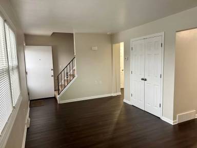 Main picture of 2904 Tamarack Dr