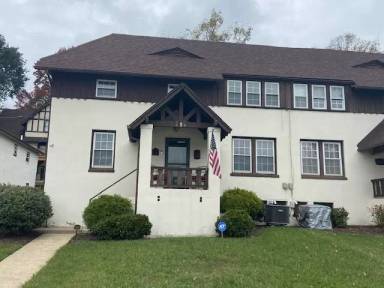 Main picture of 418 W Sullivan St