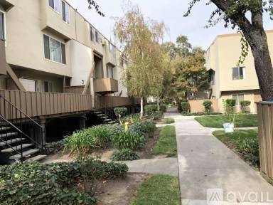 Main picture of 4425 Norwalk Dr