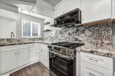 Main picture of 950M Haskell St