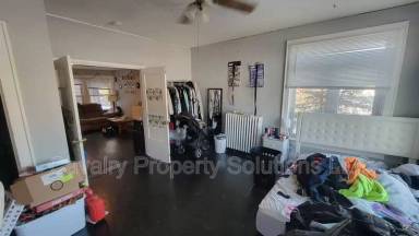 Main picture of 1229 Commonwealth Ave