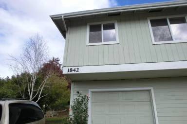 Main picture of 1842 NE Foothill Blvd