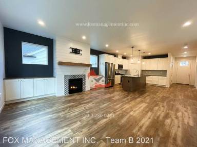 Main picture of 995 SE Olive Way