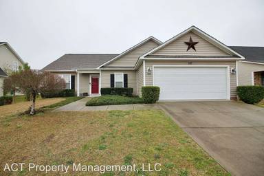 Main picture of 146 Ranier Dr