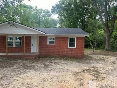 Main picture of 106 Marion St