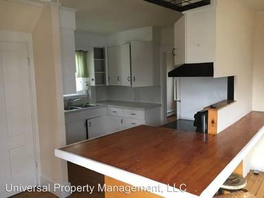 Main picture of 49 N Main St