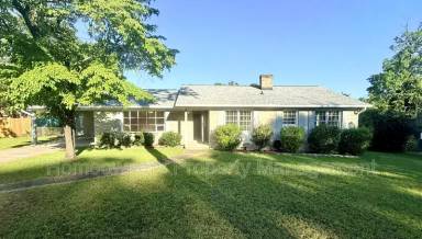 Main picture of 788 Galloway Dr