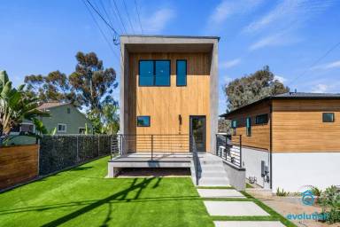 Main picture of 2206 Pentuckett Ave