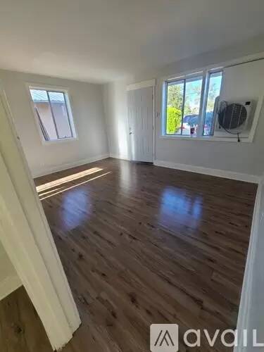 Main picture of 540 North Ave