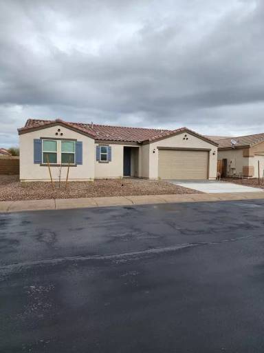 Main picture of 1542 E Elegante Dr