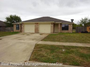 Main picture of 202 Castellon Ct