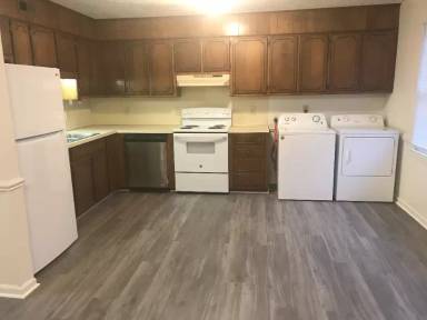 Main picture of Halifax Court Apartments