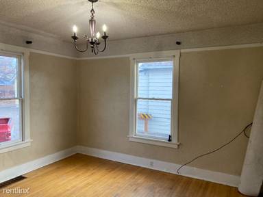 Main picture of 121 Broadwater Ave