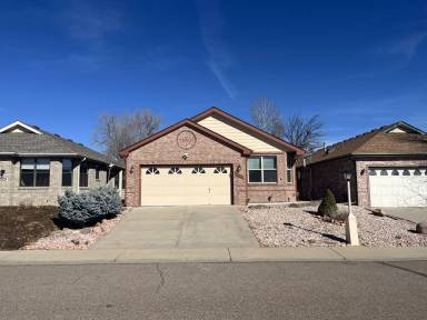Main picture of 736 Wade Rd