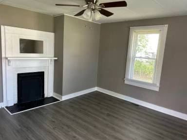 Main picture of 208 Virgil Ave