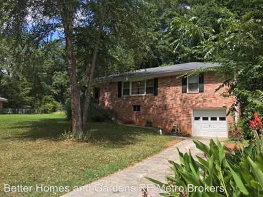 Main picture of 2681 Linnwood Dr SE