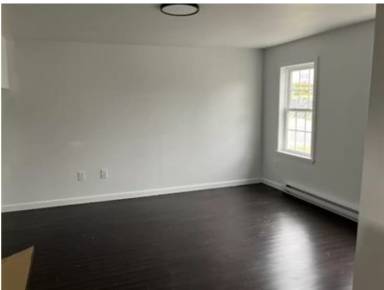 Main picture of 21 E Lake Rd