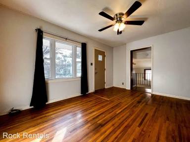 Main picture of 616 E 10th Ave