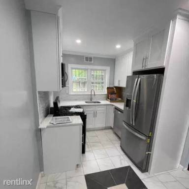Main picture of 753 Waring Ave