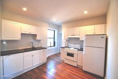 Main picture of 620 Columbia Rd
