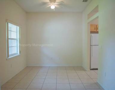 Main picture of 90 Farmsworth Dr