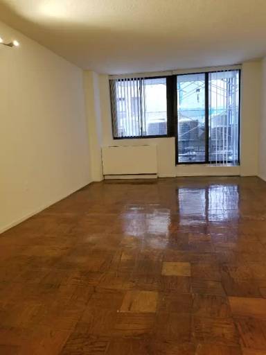 Main picture of 184 Lexington Ave