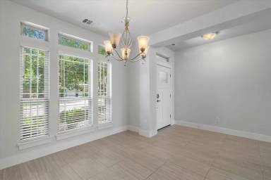 Main picture of 1754 Rowdy Loop