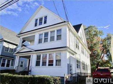 Main picture of 953 Capitol Ave