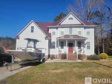 Main picture of 106 Camden Ct