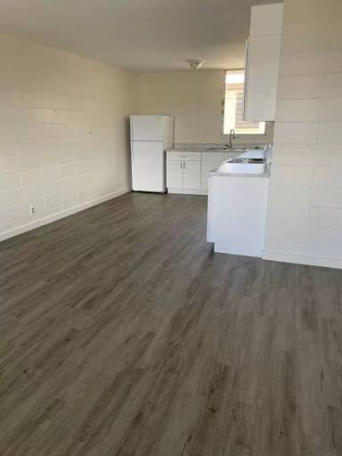 Main picture of Alii Manor Apartments