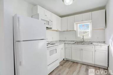 Main picture of 706 N Greenwood Ext