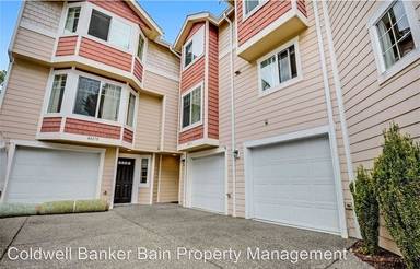 Main picture of 8827 Interlake Ave N