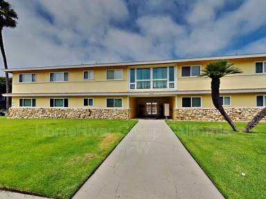 Main picture of 5059 Nautilus St