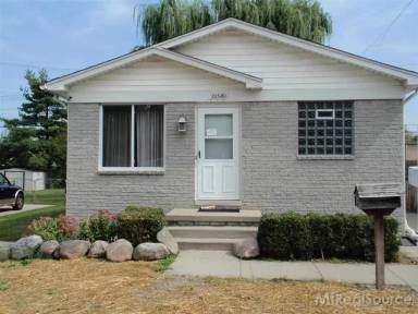 Main picture of 22580 Oaklane St