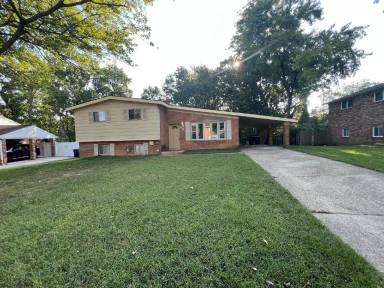 Main picture of 6214 Claridge Rd