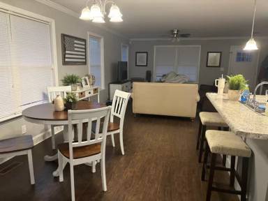 Main picture of 2707 Woodland Dr SE