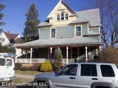 Main picture of 722 4th Ave