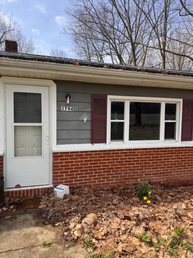 Main picture of 1794 Rutledge Rd