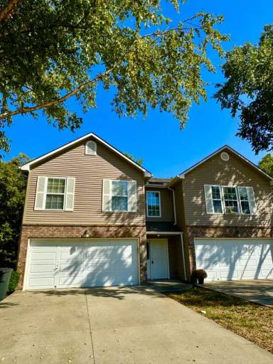 Main picture of 1650 NW Garrett Dr