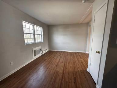 Main picture of 7616 Bellehaven Dr